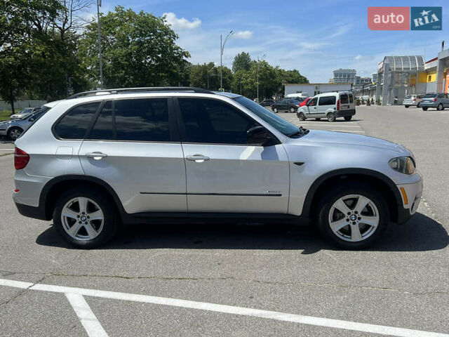 Серый БМВ Х5, объемом двигателя 2.98 л и пробегом 285 тыс. км за 15999 $, фото 6 на Automoto.ua