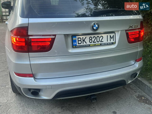Серый БМВ Х5, объемом двигателя 2.98 л и пробегом 285 тыс. км за 15999 $, фото 53 на Automoto.ua