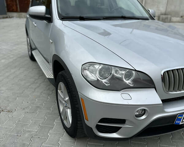 Серый БМВ Х5, объемом двигателя 2.99 л и пробегом 320 тыс. км за 17900 $, фото 12 на Automoto.ua