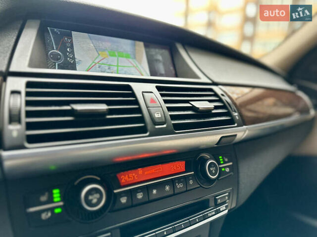 Серый БМВ Х5, объемом двигателя 2.99 л и пробегом 253 тыс. км за 16900 $, фото 21 на Automoto.ua