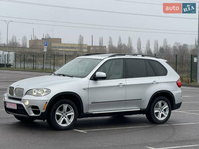 Сірий БМВ Х5, об'ємом двигуна 3 л та пробігом 285 тис. км за 15600 $, фото 13 на Automoto.ua