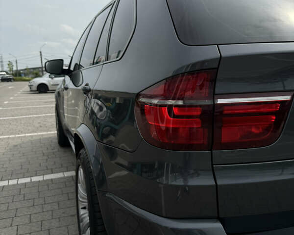 Серый БМВ Х5, объемом двигателя 2.99 л и пробегом 230 тыс. км за 18200 $, фото 13 на Automoto.ua