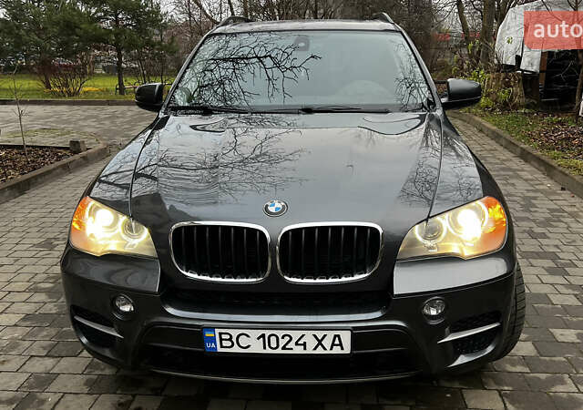 Серый БМВ Х5, объемом двигателя 2.98 л и пробегом 239 тыс. км за 12700 $, фото 1 на Automoto.ua