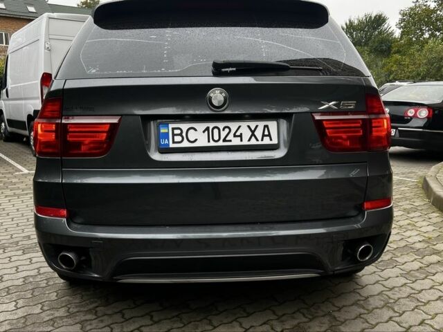 Серый БМВ Х5, объемом двигателя 3 л и пробегом 239 тыс. км за 13200 $, фото 4 на Automoto.ua