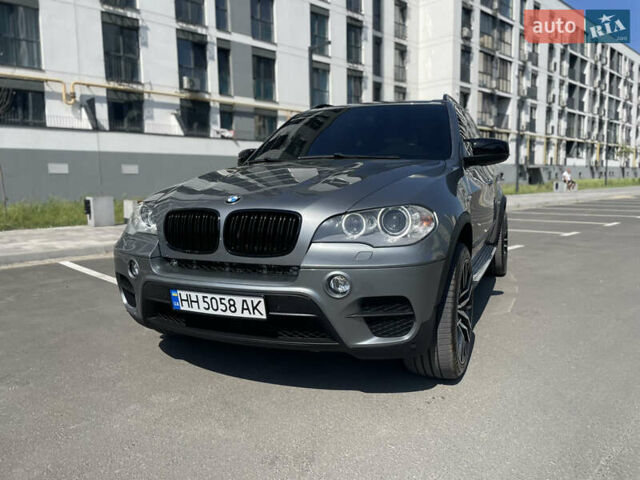 Серый БМВ Х5, объемом двигателя 3 л и пробегом 160 тыс. км за 22000 $, фото 8 на Automoto.ua