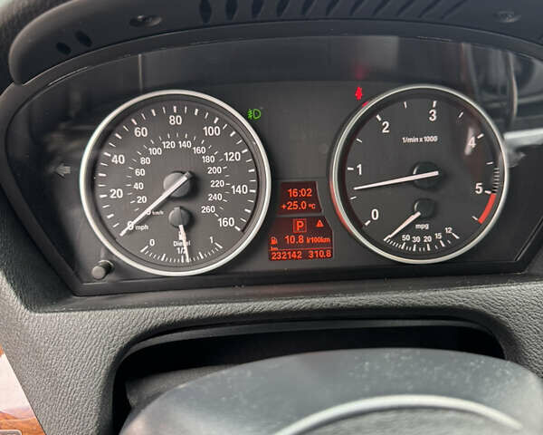 Серый БМВ Х5, объемом двигателя 2.99 л и пробегом 230 тыс. км за 18200 $, фото 18 на Automoto.ua