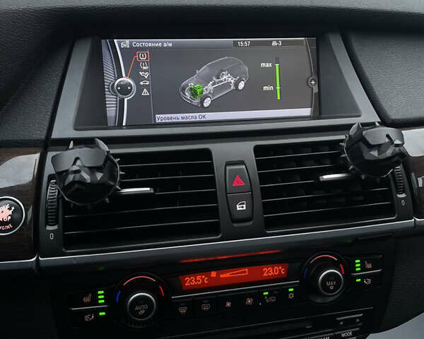 Серый БМВ Х5, объемом двигателя 2.98 л и пробегом 280 тыс. км за 12300 $, фото 11 на Automoto.ua