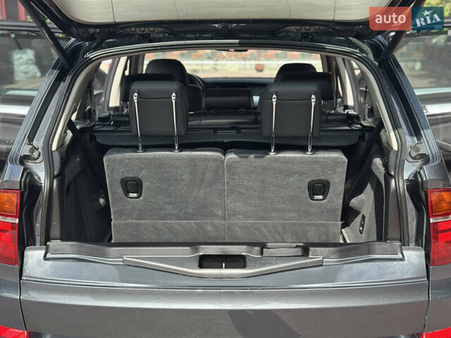 Сірий БМВ Х5, об'ємом двигуна 3 л та пробігом 290 тис. км за 18900 $, фото 38 на Automoto.ua
