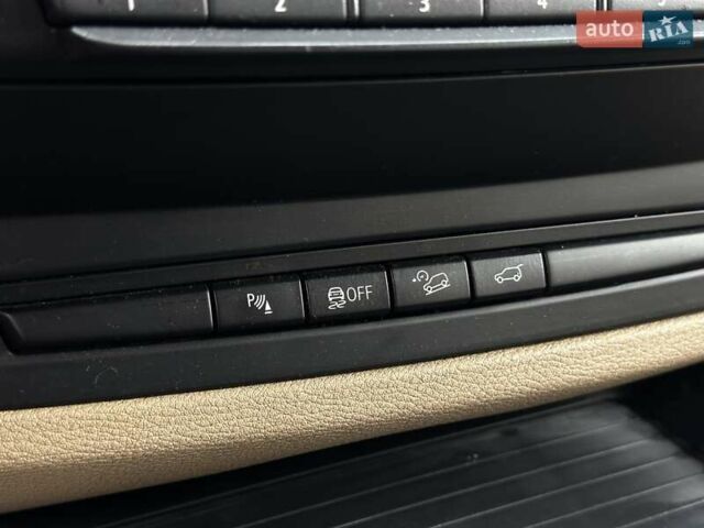Сірий БМВ Х5, об'ємом двигуна 3 л та пробігом 338 тис. км за 16499 $, фото 33 на Automoto.ua