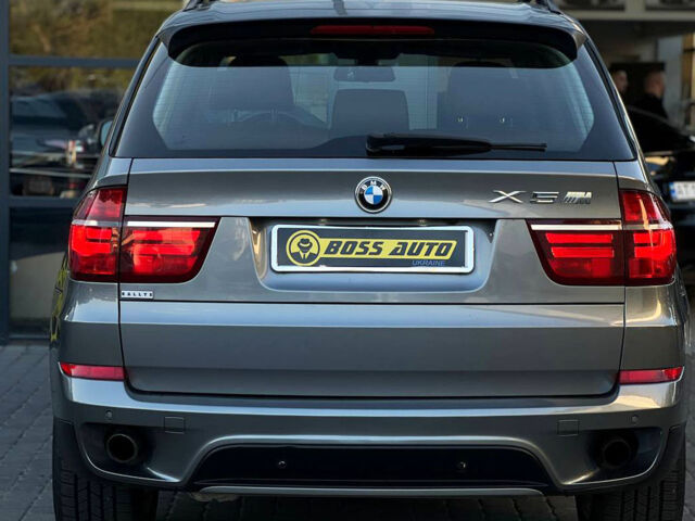 Серый БМВ Х5, объемом двигателя 3 л и пробегом 185 тыс. км за 16500 $, фото 4 на Automoto.ua