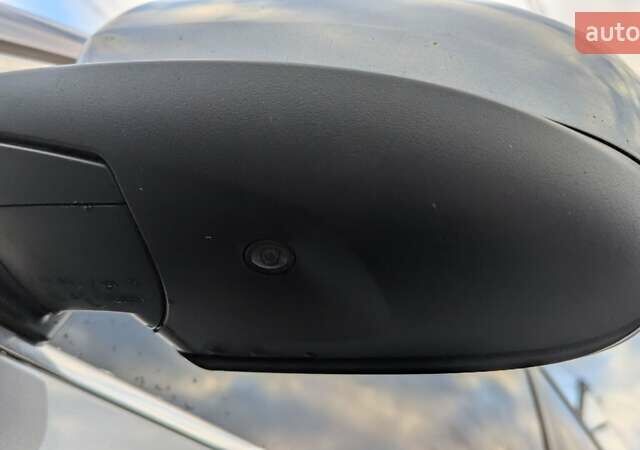 Серый БМВ Х5, объемом двигателя 3 л и пробегом 276 тыс. км за 15999 $, фото 45 на Automoto.ua