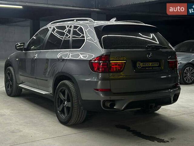 Серый БМВ Х5, объемом двигателя 2.98 л и пробегом 255 тыс. км за 14200 $, фото 3 на Automoto.ua