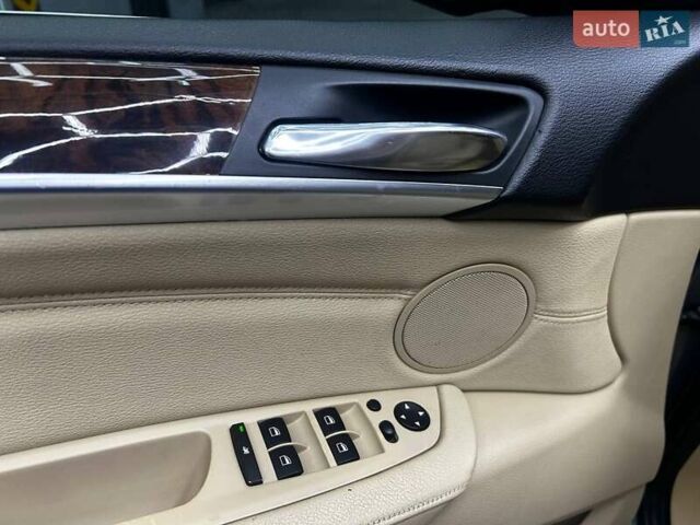 Серый БМВ Х5, объемом двигателя 2.98 л и пробегом 255 тыс. км за 14200 $, фото 23 на Automoto.ua