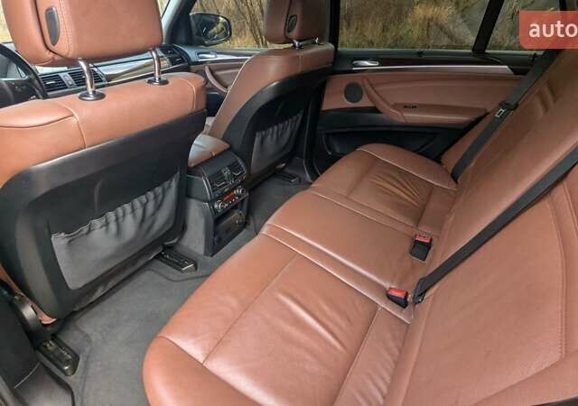 Серый БМВ Х5, объемом двигателя 3 л и пробегом 276 тыс. км за 15999 $, фото 21 на Automoto.ua