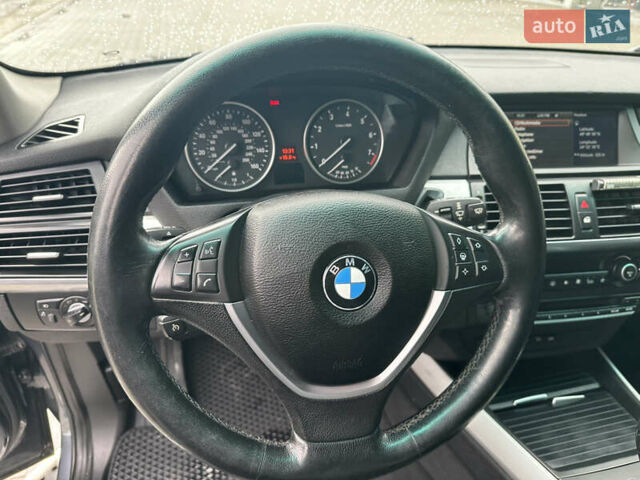 Сірий БМВ Х5, об'ємом двигуна 3 л та пробігом 320 тис. км за 16200 $, фото 23 на Automoto.ua