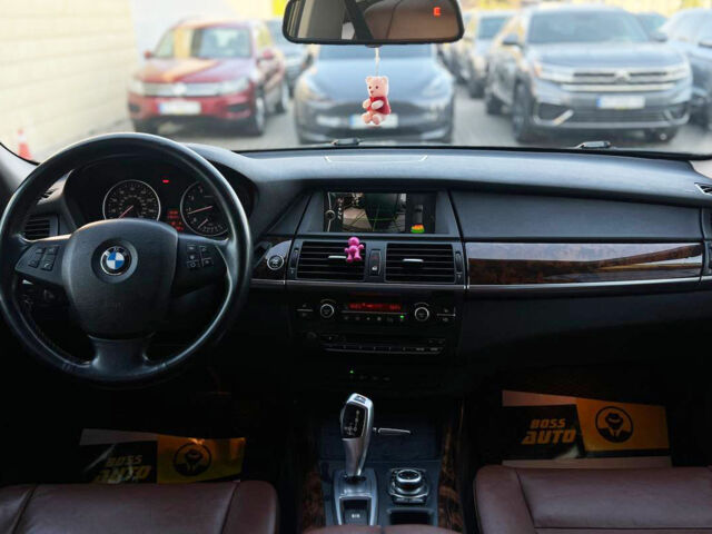 Серый БМВ Х5, объемом двигателя 3 л и пробегом 185 тыс. км за 16500 $, фото 12 на Automoto.ua