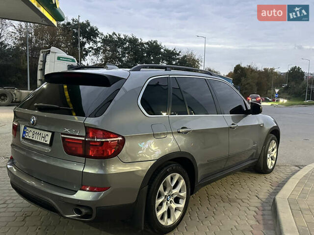 Серый БМВ Х5, объемом двигателя 3 л и пробегом 276 тыс. км за 15800 $, фото 32 на Automoto.ua
