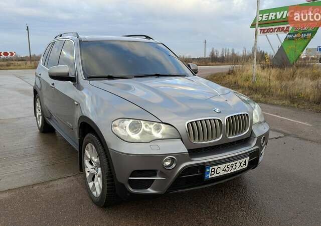 Серый БМВ Х5, объемом двигателя 3 л и пробегом 276 тыс. км за 15999 $, фото 5 на Automoto.ua