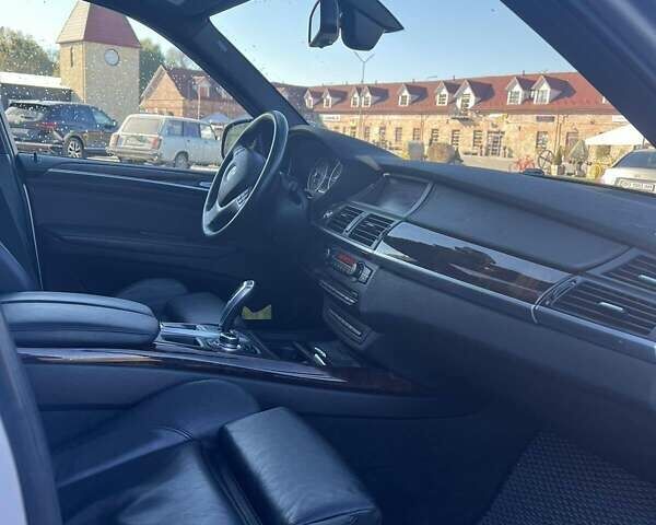 Сірий БМВ Х5, об'ємом двигуна 0 л та пробігом 199 тис. км за 20500 $, фото 5 на Automoto.ua