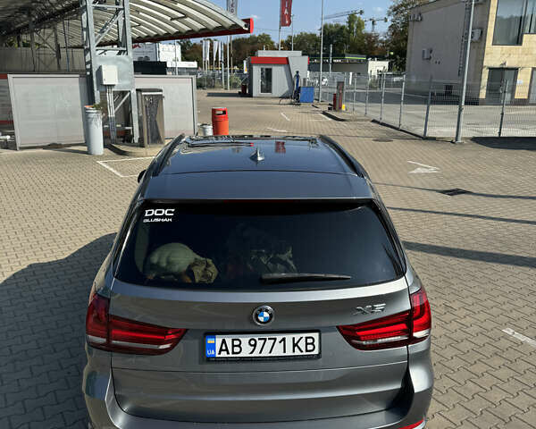 Сірий БМВ Х5, об'ємом двигуна 2.98 л та пробігом 265 тис. км за 22500 $, фото 5 на Automoto.ua