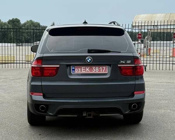 Серый БМВ Х5, объемом двигателя 3 л и пробегом 315 тыс. км за 16500 $, фото 2 на Automoto.ua
