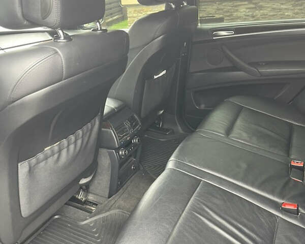 Серый БМВ Х5, объемом двигателя 3 л и пробегом 241 тыс. км за 18500 $, фото 12 на Automoto.ua