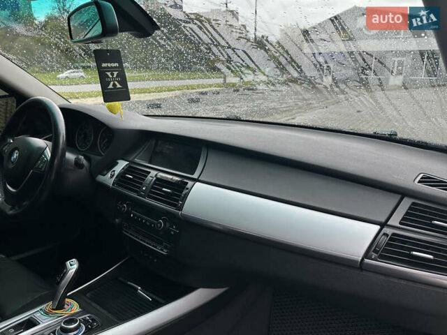 Сірий БМВ Х5, об'ємом двигуна 3 л та пробігом 320 тис. км за 16200 $, фото 20 на Automoto.ua