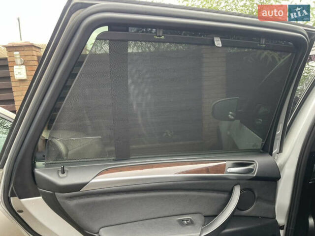 Серый БМВ Х5, объемом двигателя 3 л и пробегом 241 тыс. км за 18500 $, фото 15 на Automoto.ua