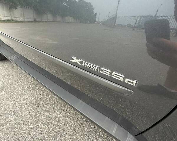 Серый БМВ Х5, объемом двигателя 3 л и пробегом 315 тыс. км за 16500 $, фото 18 на Automoto.ua