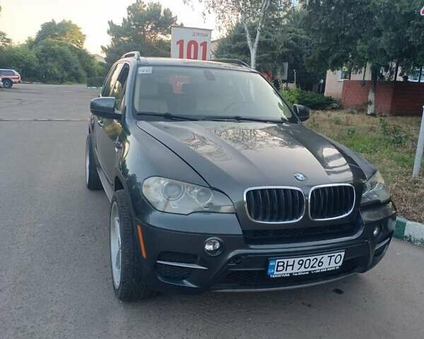 Сірий БМВ Х5, об'ємом двигуна 3 л та пробігом 190 тис. км за 13500 $, фото 3 на Automoto.ua
