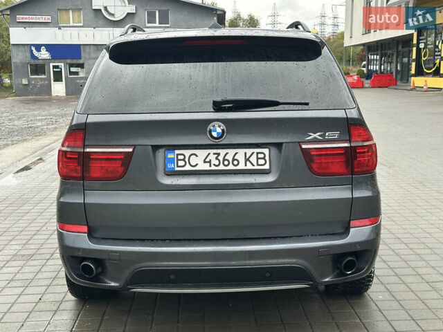 Сірий БМВ Х5, об'ємом двигуна 3 л та пробігом 320 тис. км за 16200 $, фото 1 на Automoto.ua