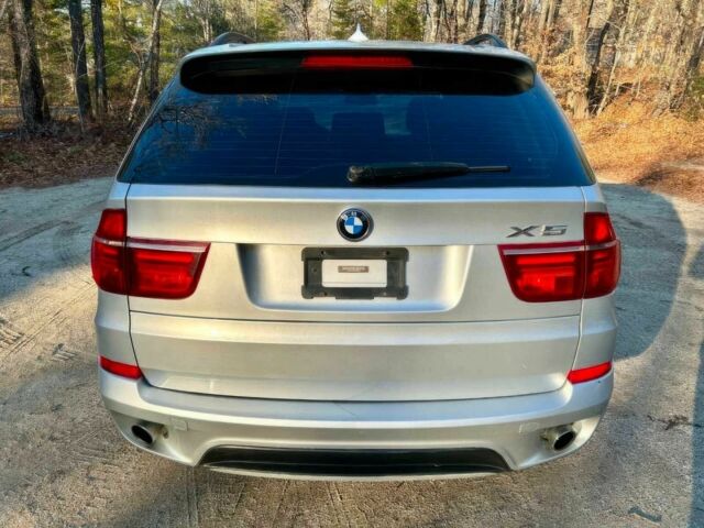 Серый БМВ Х5, объемом двигателя 3 л и пробегом 82 тыс. км за 3450 $, фото 6 на Automoto.ua