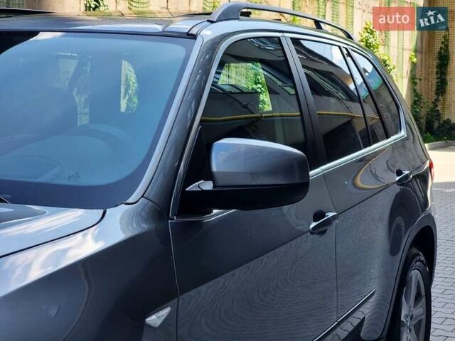 БМВ Х5 2013 в Хмельницком на Automoto.ua Серый БМВ Х5, объемом двигателя 2.99 л и пробегом 380 тыс. км за 16999 $, фото 11 на Automoto.ua