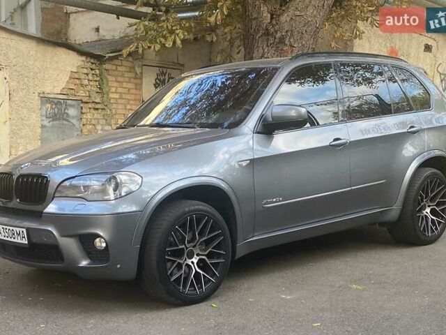 Сірий БМВ Х5, об'ємом двигуна 3 л та пробігом 274 тис. км за 22170 $, фото 1 на Automoto.ua