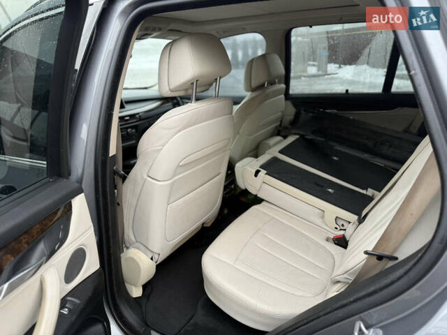 Серый БМВ Х5, объемом двигателя 3 л и пробегом 230 тыс. км за 14900 $, фото 23 на Automoto.ua