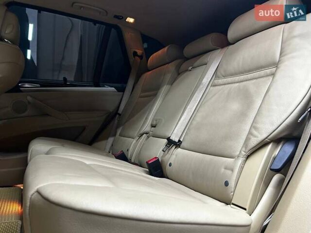 Серый БМВ Х5, объемом двигателя 2.98 л и пробегом 255 тыс. км за 14200 $, фото 13 на Automoto.ua