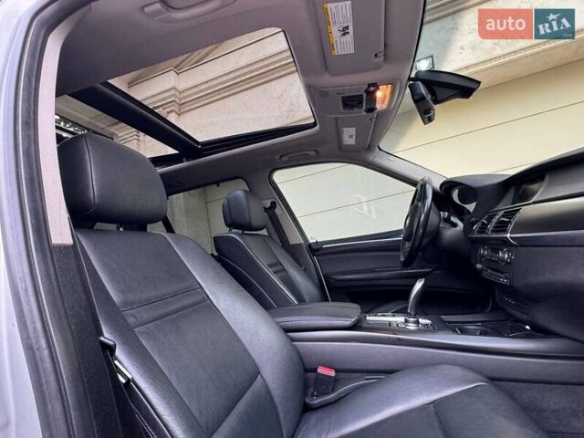 Серый БМВ Х5, объемом двигателя 2.99 л и пробегом 280 тыс. км за 19800 $, фото 17 на Automoto.ua