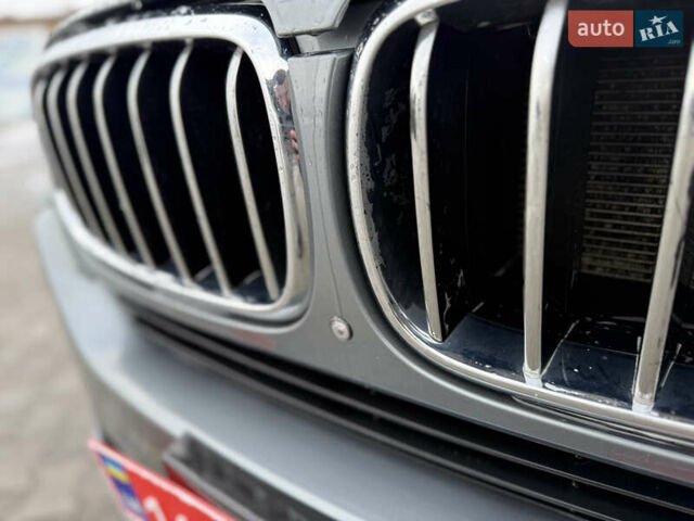 Серый БМВ Х5, объемом двигателя 3 л и пробегом 230 тыс. км за 14900 $, фото 9 на Automoto.ua