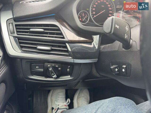 Сірий БМВ Х5, об'ємом двигуна 2.98 л та пробігом 265 тис. км за 22500 $, фото 14 на Automoto.ua