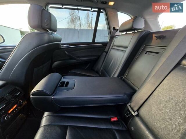 Серый БМВ Х5, объемом двигателя 2.98 л и пробегом 193 тыс. км за 13500 $, фото 42 на Automoto.ua