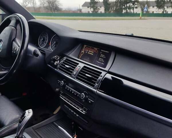 Сірий БМВ Х5, об'ємом двигуна 3 л та пробігом 230 тис. км за 13900 $, фото 17 на Automoto.ua