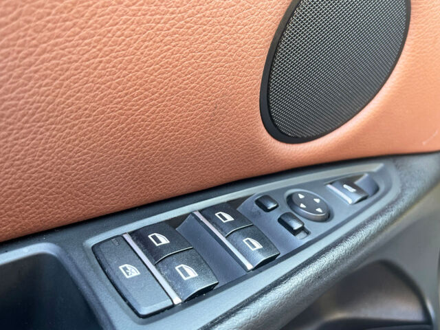 Сірий БМВ Х5, об'ємом двигуна 3 л та пробігом 262 тис. км за 23000 $, фото 9 на Automoto.ua