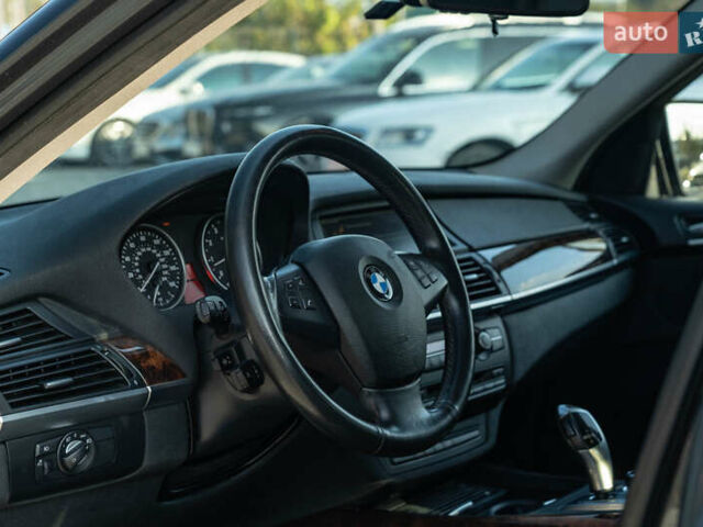 БМВ Х5 2013 в Черновцах на Automoto.ua Серый БМВ Х5, объемом двигателя 2.98 л и пробегом 189 тыс. км за 14900 $, фото 21 на Automoto.ua