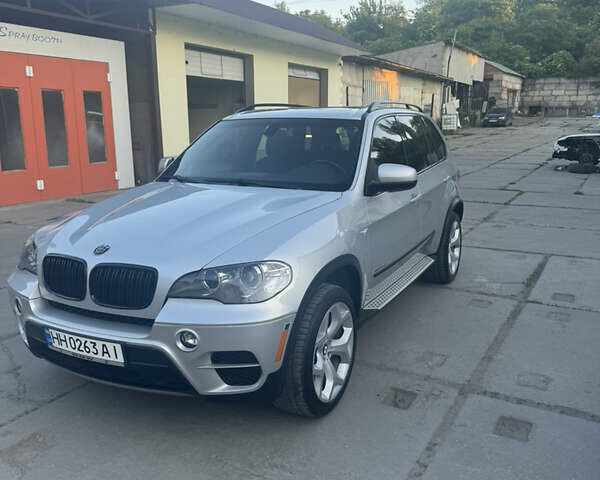Сірий БМВ Х5, об'ємом двигуна 2.99 л та пробігом 140 тис. км за 19500 $, фото 4 на Automoto.ua