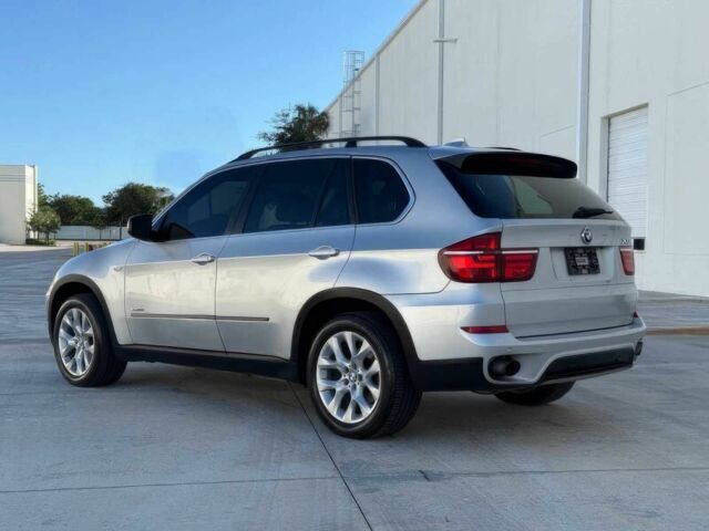 Сірий БМВ Х5, об'ємом двигуна 3 л та пробігом 88 тис. км за 12800 $, фото 4 на Automoto.ua