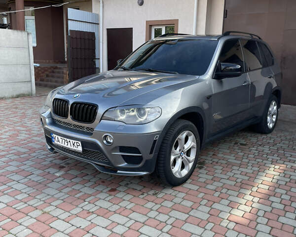Серый БМВ Х5, объемом двигателя 2.98 л и пробегом 324 тыс. км за 15500 $, фото 2 на Automoto.ua