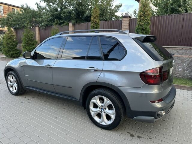 Серый БМВ Х5, объемом двигателя 3 л и пробегом 205 тыс. км за 15200 $, фото 4 на Automoto.ua