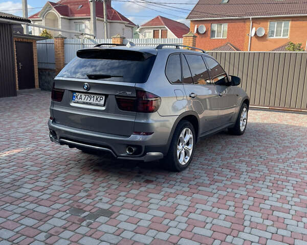 Серый БМВ Х5, объемом двигателя 2.98 л и пробегом 324 тыс. км за 15500 $, фото 10 на Automoto.ua