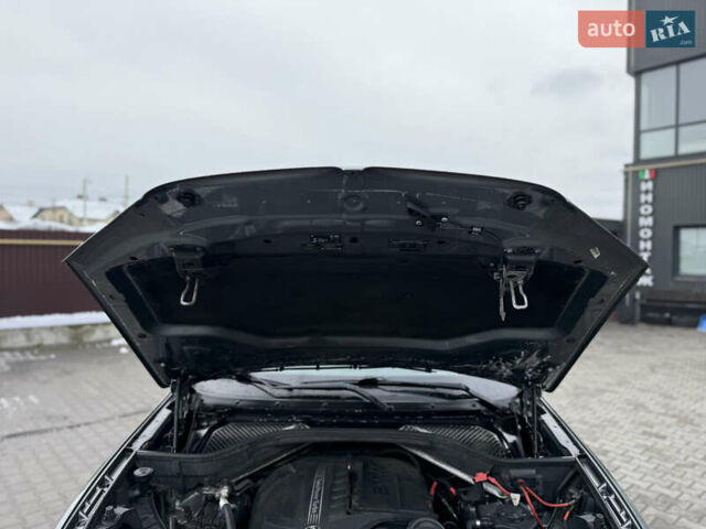 Серый БМВ Х5, объемом двигателя 3 л и пробегом 230 тыс. км за 14900 $, фото 41 на Automoto.ua