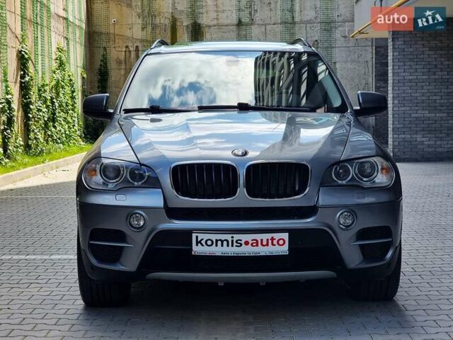 БМВ Х5 2013 в Хмельницком на Automoto.ua Серый БМВ Х5, объемом двигателя 2.99 л и пробегом 380 тыс. км за 16999 $, фото 3 на Automoto.ua